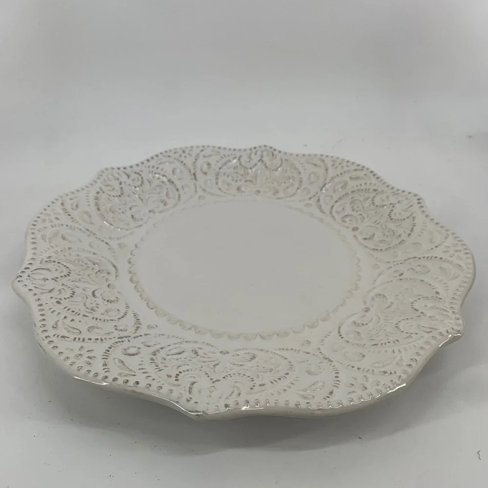 Pier 1 Chateau Clair Scalloped White Dinner Plate Embossed Stoneware 10.75 3avai